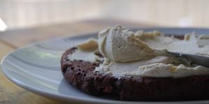 Cashew nut cream